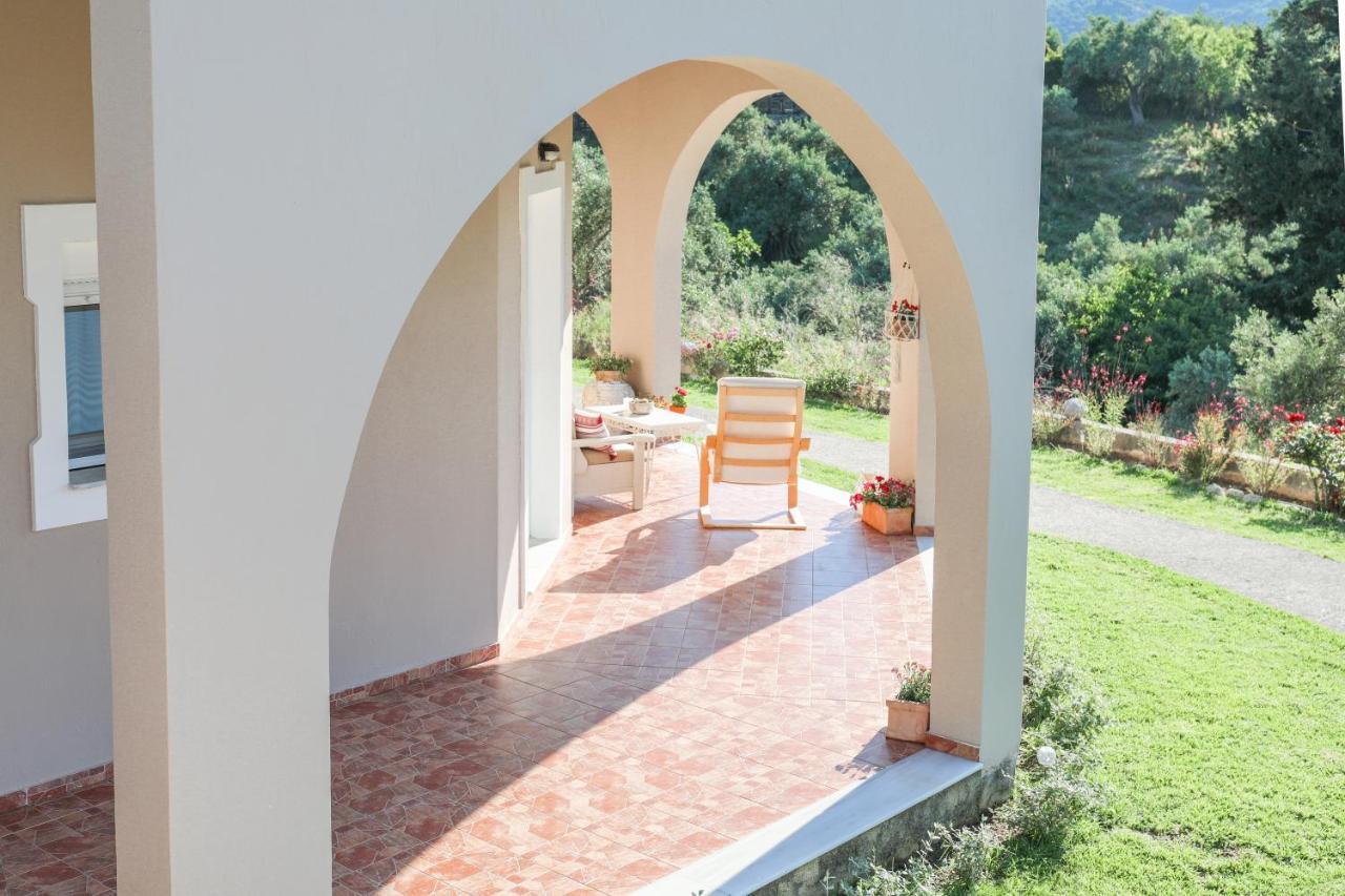 Tramontana House1 Appartement Kalivia  Buitenkant foto